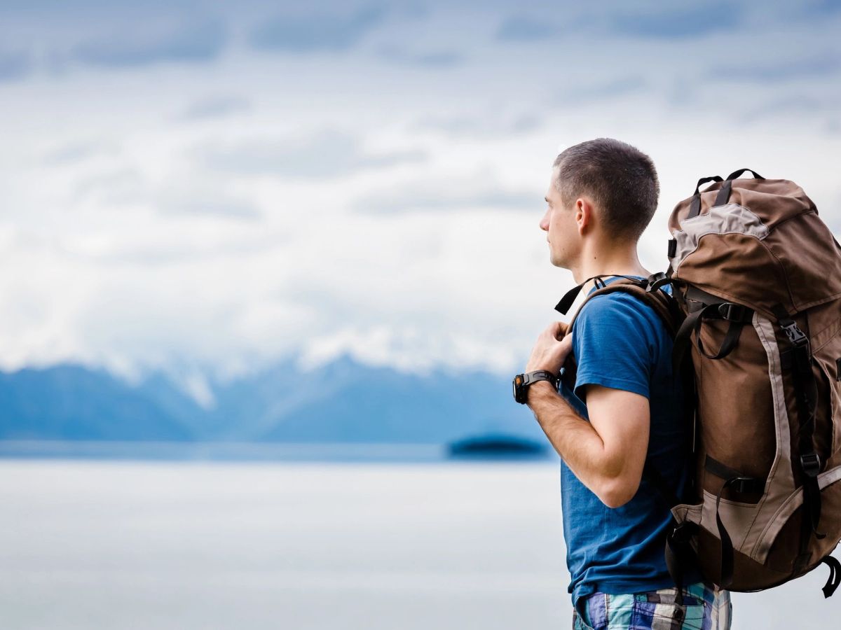 Taking place vacation alone: advantages and&nbsp;disadvantages